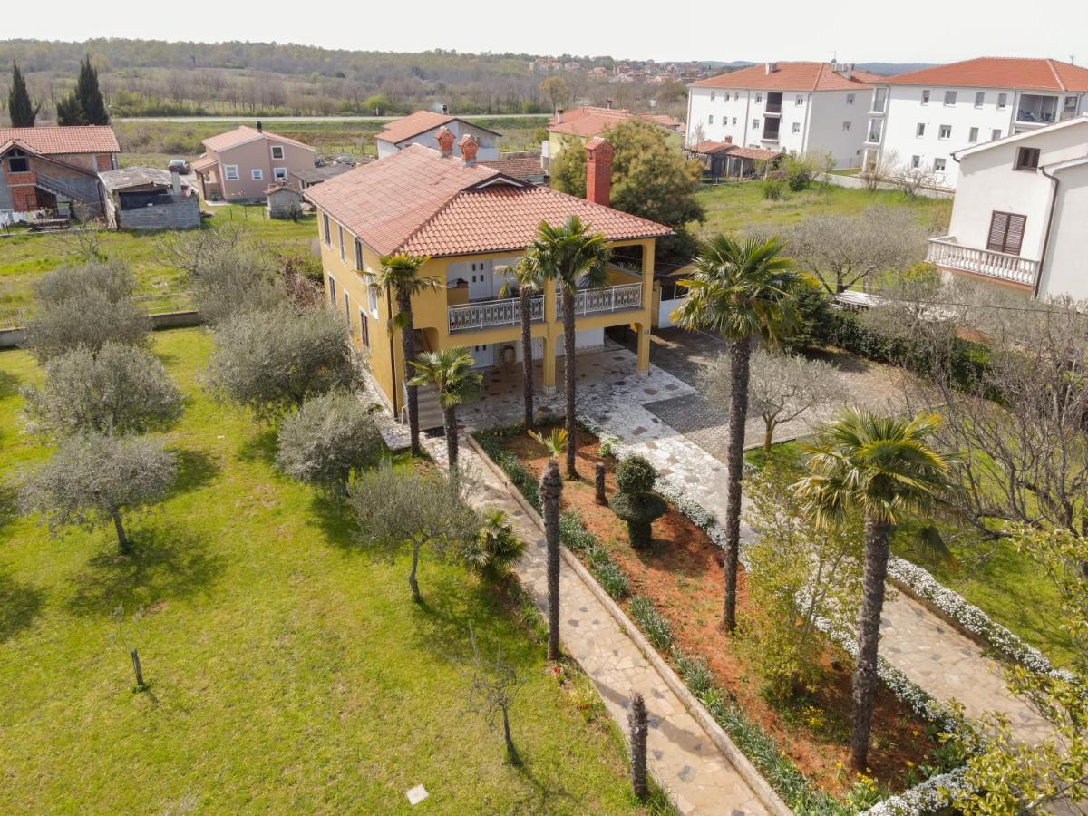 Apartment Villa Olga Poreč Buitenkant foto