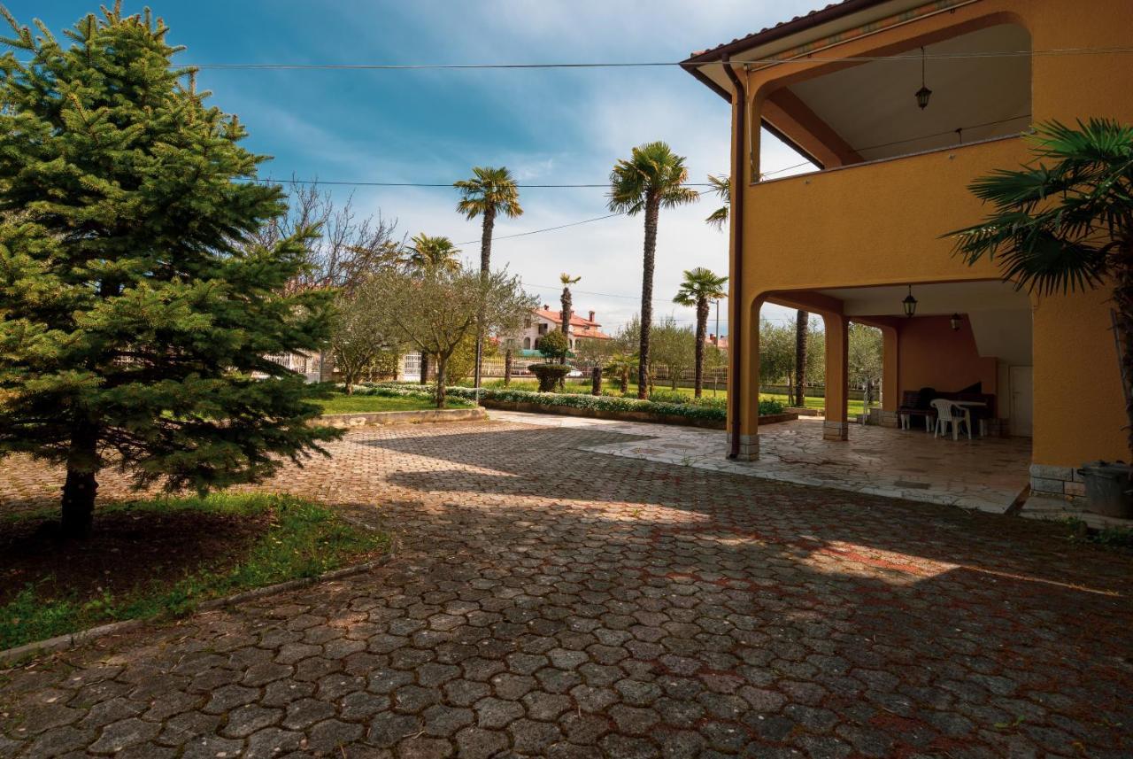 Apartment Villa Olga Poreč Buitenkant foto